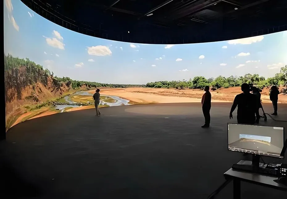 In outdoor high-brightness environments it is usually necessary to increase the brightness of the display 2 In outdoor high-brightness environments it is usually necessary to increase the brightness of the display 2